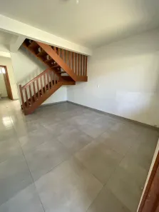 Sobrado com 2 Quartos para alugar, 60m² no Rio Branco, Brusque