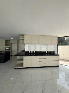 Casa de Condomínio com 1 Quarto à venda, 220m² no Candelária, Natal