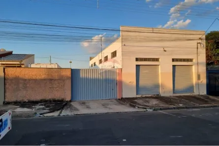 Imóvel Comercial para alugar, 240m² no Jardim Guaçuano, Mogi Guaçu