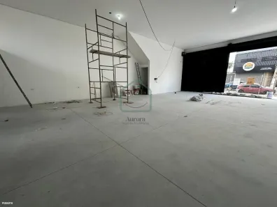 Sala Comercial para alugar, 300m² no Vila Amorim, Suzano
