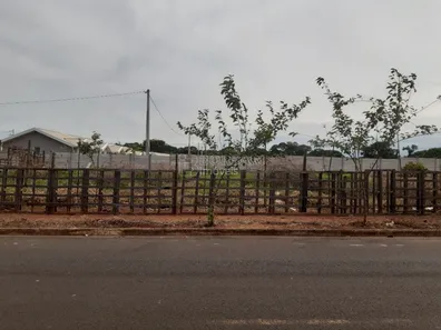 Lote/Terreno à venda, 557m² no Conjunto Habitacional Victório de Santi, Araraquara