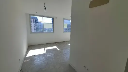 Sala Comercial à venda, 31m² no Santa Rosa, Niterói