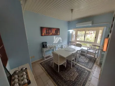 Casa com 2 Quartos à venda, 75m² no Planalto, Gramado