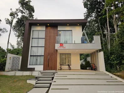 Casa de Condomínio com 4 Quartos para venda ou aluguel, 350m² no Ponta Negra, Manaus