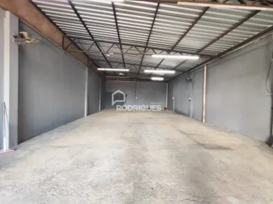Galpão/Depósito/Armazém para venda ou aluguel, 190m² no Santos Dumont, São Leopoldo