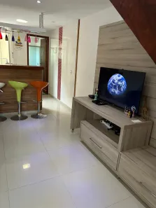 Casa de Condomínio com 2 Quartos para alugar, 120m² no Ogiva, Cabo Frio