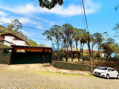 Casa com 4 Quartos para alugar, 280m² no Morin, Petrópolis