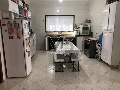 Sobrado com 3 Quartos à venda, 250m² no Vila Real Continuação, Hortolândia