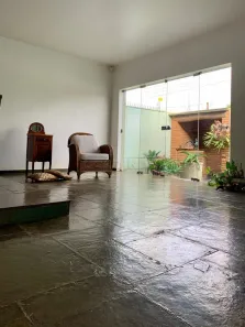 Casa com 3 Quartos à venda, 204m² no Centro, Araraquara