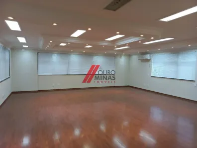 Sala Comercial para alugar, 130m² no Santa Efigênia, Belo Horizonte
