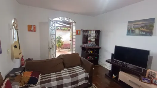 Casa com 3 Quartos para alugar, 80m² no Cidade Verde, Betim
