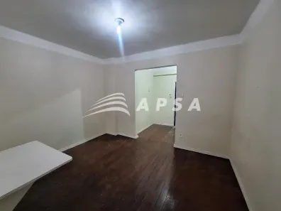 Kitnet com 1 Quarto para alugar, 45m² no Glória, Rio de Janeiro