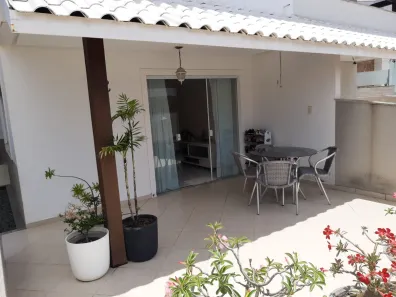 Casa com 3 Quartos à venda, 210m² no Jardim Placaford, Salvador