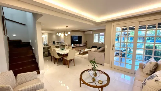 Casa de Condomínio com 3 Quartos à venda, 250m² no Itapuã, Salvador