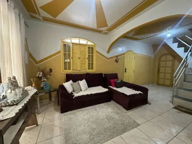 Sobrado com 6 Quartos à venda, 726m² no Alvorada, Manaus