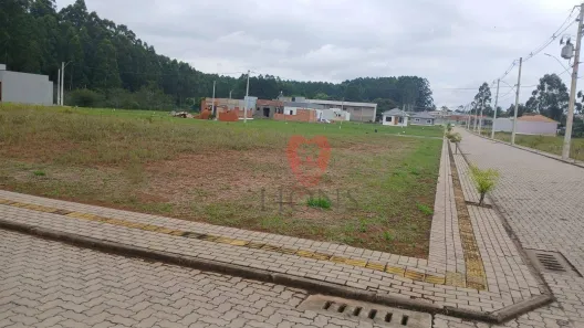Lote/Terreno à venda, 200m² no Pompilio Gomes, Glorinha