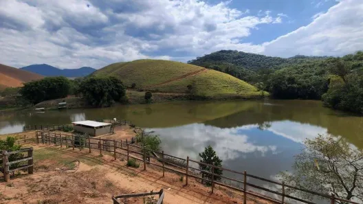 Fazenda/Sítio com 4 Quartos à venda, 500m² no Vale Do Sol, Tremembé