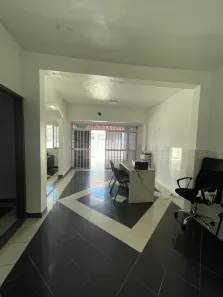 Casa com 3 Quartos à venda, 300m² no Dom Pedro I, Manaus