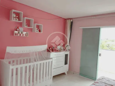 Sobrado com 4 Quartos à venda, 300m² no Centro, Simões Filho
