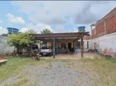 Casa com 2 Quartos à venda, 550m² no Vila São José, Brasília