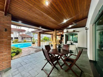 Casa de Condomínio com 4 Quartos à venda, 510m² no Enseada, Guarujá