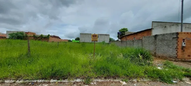 Lote/Terreno à venda, 300m² no , Abadia de Goiás