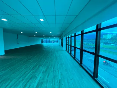 Sala Comercial para alugar, 300m² no Barra Olímpica, Rio de Janeiro