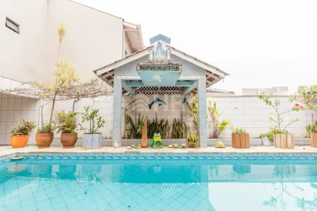 Sobrado com 8 Quartos à venda, 347m² no Betaras, Matinhos