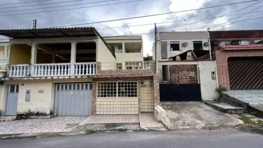 Casa com 4 Quartos à venda, 180m² no Adrianópolis, Manaus