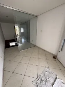 Casa com 3 Quartos para venda ou aluguel, 750m² no Flores, Manaus