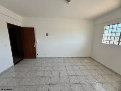 Kitnet para alugar, 25m² no Residencial Santos Dumont, Brasília
