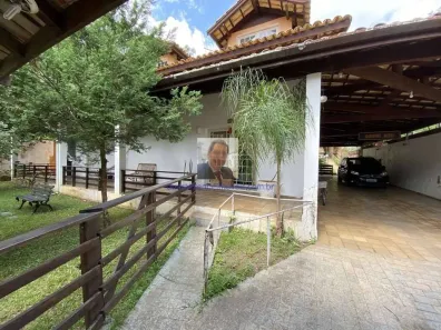 Casa com 4 Quartos para venda ou aluguel, 780m² no Chácara dos Junqueiras, Carapicuíba