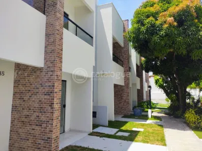 Casa de Condomínio com 2 Quartos para alugar, 74m² no Ponta Negra, Natal