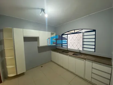 Sobrado com 5 Quartos para alugar, 240m² no Riacho Fundo I, Brasília