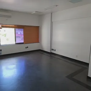 Sala Comercial à venda, 30m² no Parque Bela Vista, Salvador