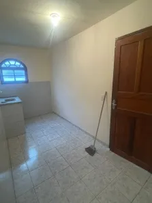 Kitnet com 1 Quarto para alugar, 27m² no Realengo, Rio de Janeiro