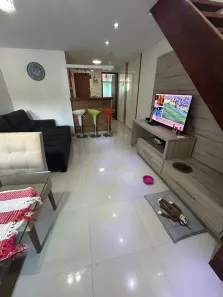 Casa de Condomínio com 2 Quartos para alugar, 120m² no Ogiva, Cabo Frio