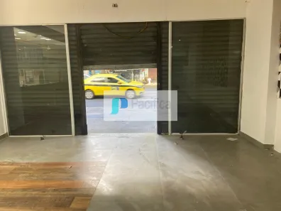 Ponto Comercial para alugar, 84m² no Copacabana, Rio de Janeiro