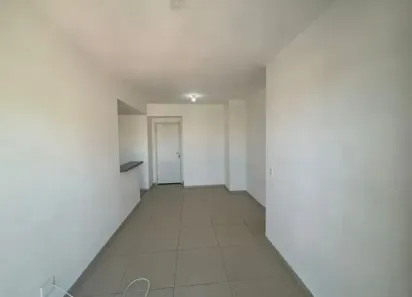 Apartamento com 2 Quartos para alugar, 52m² no Califórnia, Nova Iguaçu