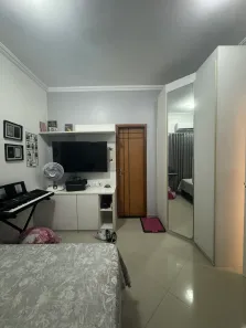 Sobrado com 3 Quartos à venda, 230m² no Parque 10 de Novembro, Manaus