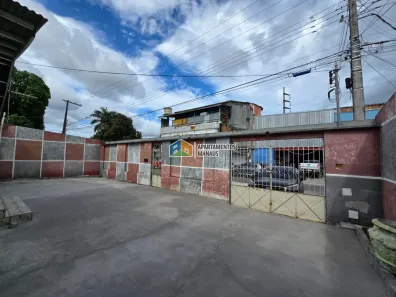 Casa com 3 Quartos à venda, 450m² no Aleixo, Manaus