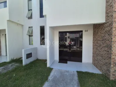 Casa de Condomínio com 2 Quartos para alugar, 74m² no Ponta Negra, Natal