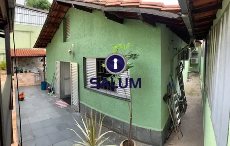 Casa com 5 Quartos à venda, 230m² no Ipê, Belo Horizonte