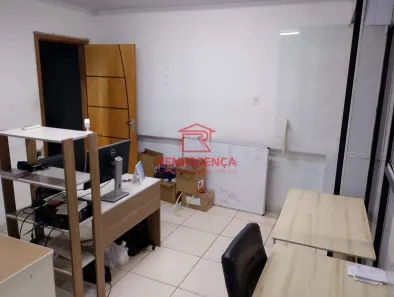 Galpão/Depósito/Armazém para alugar, 750m² no Realengo, Rio de Janeiro