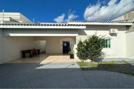 Casa com 3 Quartos à venda, 174m² no Loteamento Jardim Boa Sorte, Araguaína