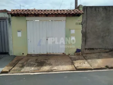 Casa com 2 Quartos à venda, 94m² no Vila Yamada, Araraquara