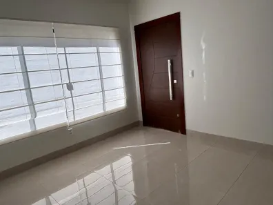 Casa de Condomínio com 3 Quartos para alugar, 170m² no Plano Diretor Norte, Palmas