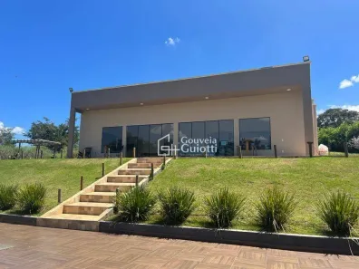 Fazenda/Sítio com 3 Quartos à venda, 18000m² no , Goianápolis