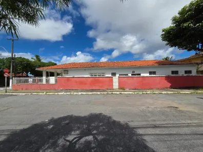 Casa com 5 Quartos à venda, 460m² no Pitanguinha, Maceió