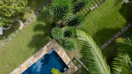 Fazenda/Sítio com 5 Quartos à venda, 600m² no Águas da Fazendinha, Carapicuíba